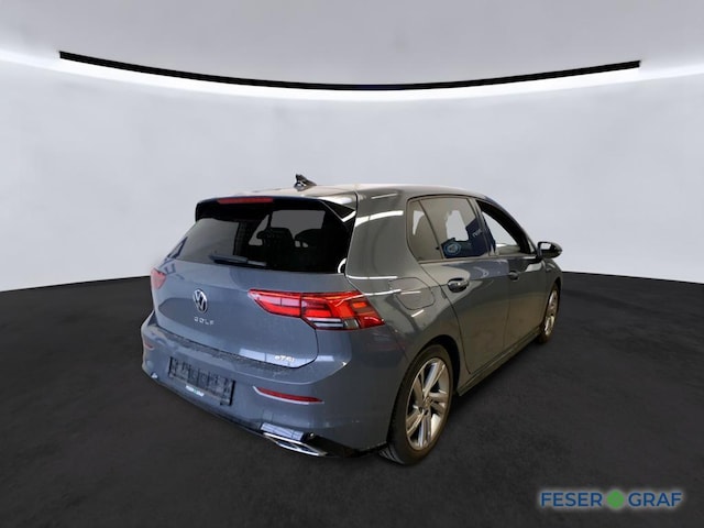 Volkswagen Golf 1.5 eTSI DSG R-Line
