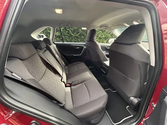 Toyota RAV4 4x2 Hybride Team D