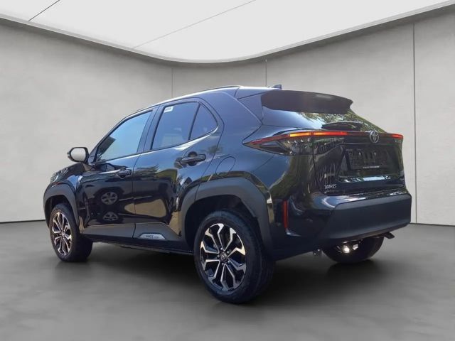 Toyota Yaris Cross Teamplayer,Safety-Paket,Winter-Paket