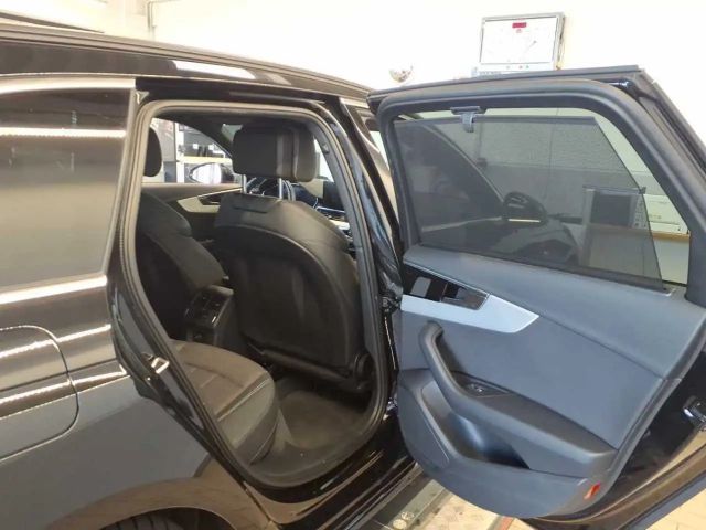 Audi A4 40 TFSI Quattro S-Line S-Tronic