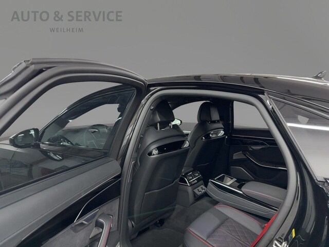 Audi S8 Quattro
