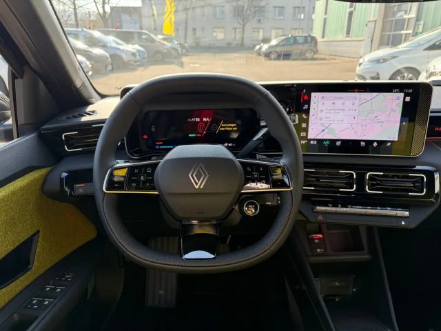 Renault 5 E-Tech Iconic