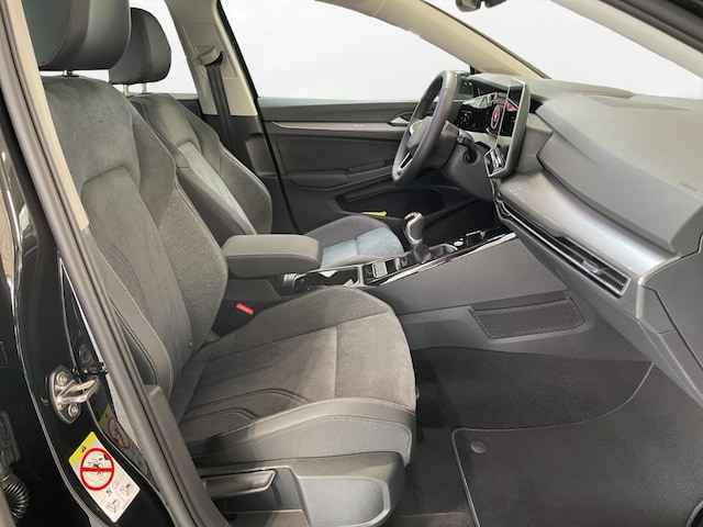 Volkswagen Golf Golf VIII IQ.Drive Style