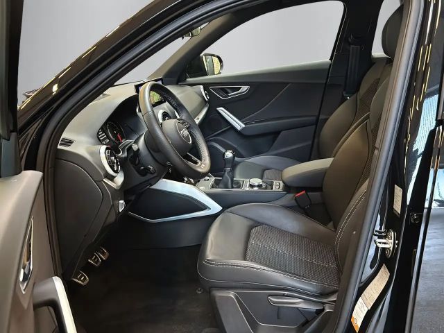 Audi Q2 35 TFSI S-Line