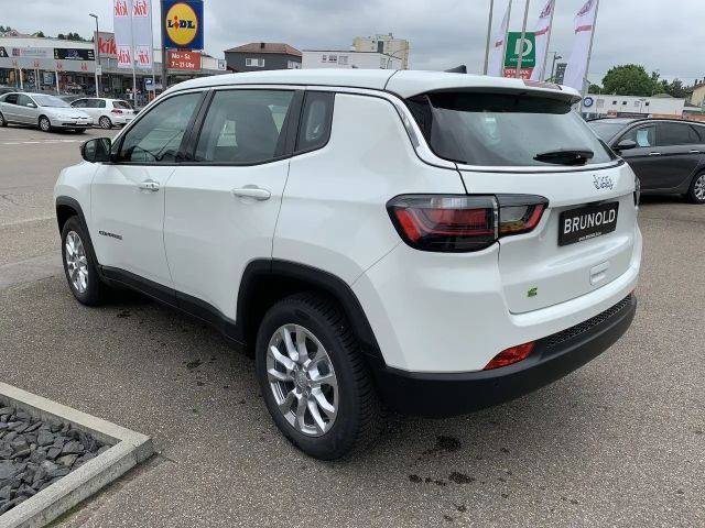 Jeep Compass Altitude Hybrid