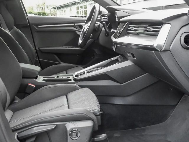 Audi A3 30 TDI S-Tronic Sedan