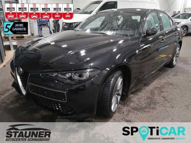 Alfa Romeo Giulia AT8 TI Turbo