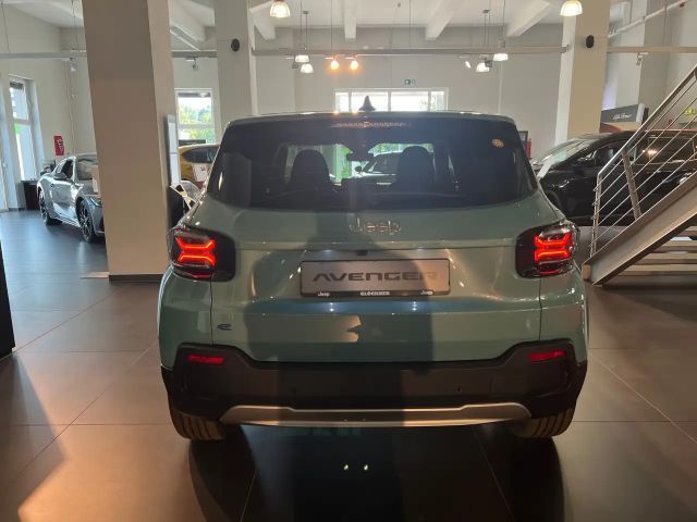 Jeep Avenger Altitude Full-Electric