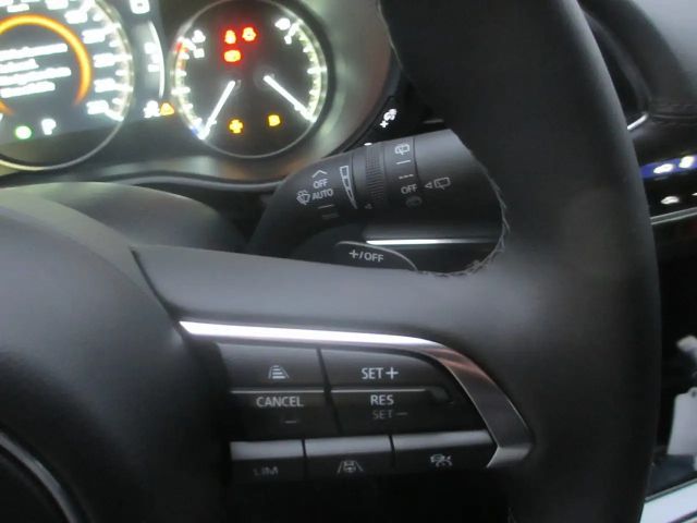 Mazda 3 Exclusive-line