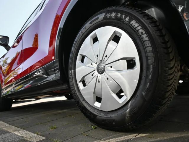 Audi Q2 35 TFSI S-Line