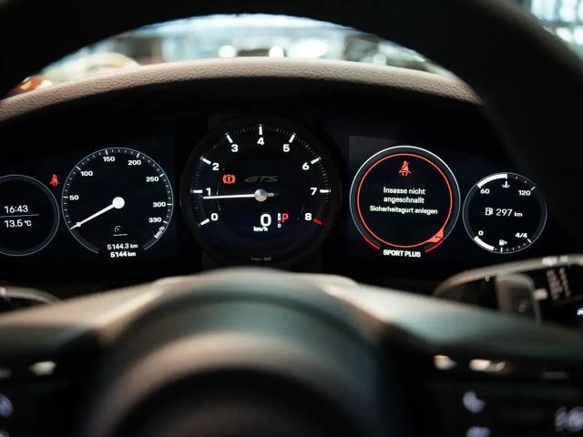 Porsche 911 Carrera Coupé GTS