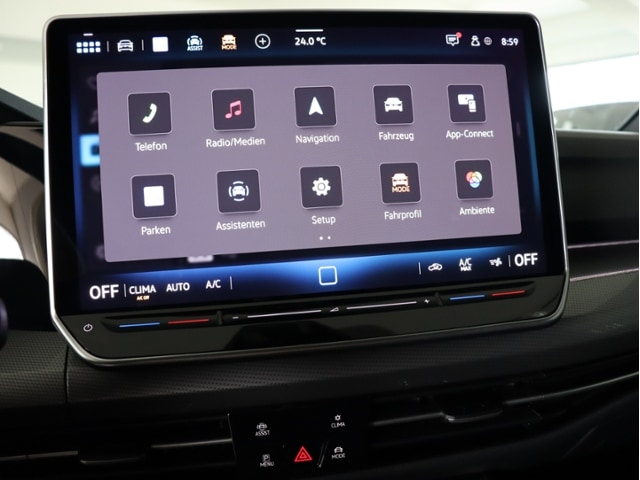 Volkswagen Golf 1.5 eTSI DSG Golf VIII