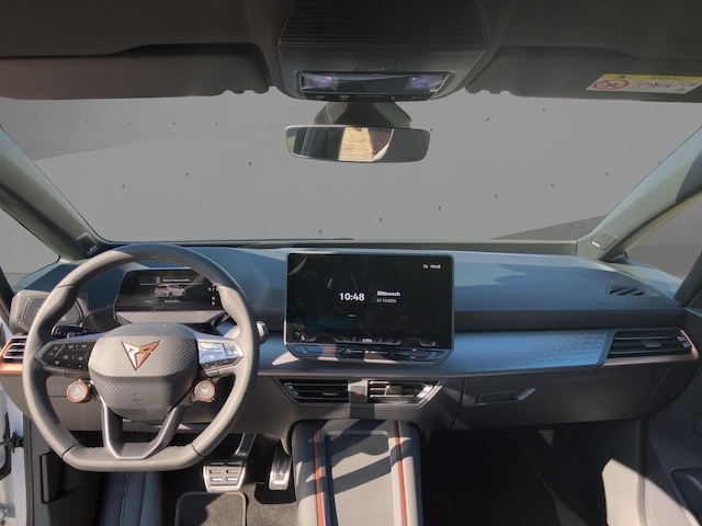 Cupra Born Born Edition Dynamic HdUp*NAV*ACC*SENNHEISER*20"