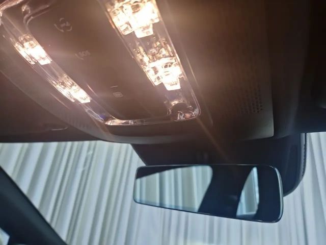 Mercedes-Benz CLA 200 AMG Line Coupé