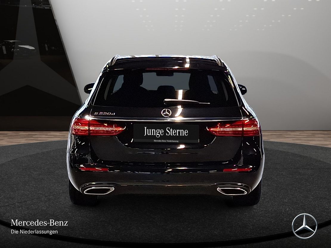 Mercedes-Benz E 220 AVANTGARDE E 220 d Estate