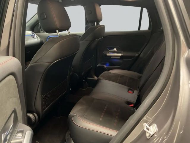 Mercedes-Benz GLA 200 GLA