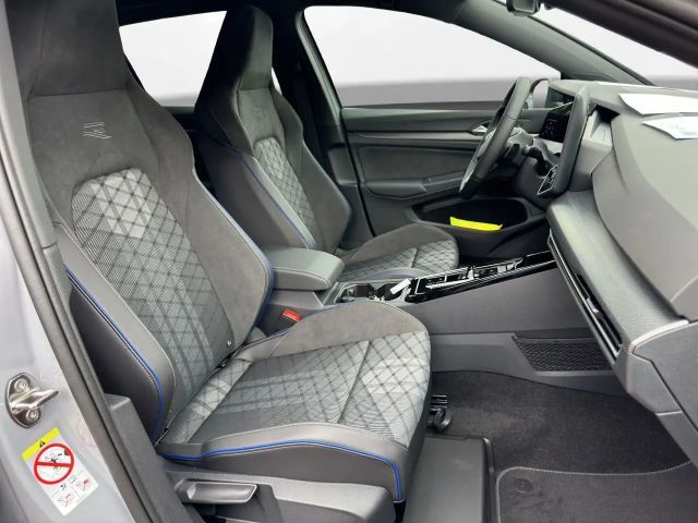 Volkswagen Golf DSG Golf VIII IQ.Drive R-Line