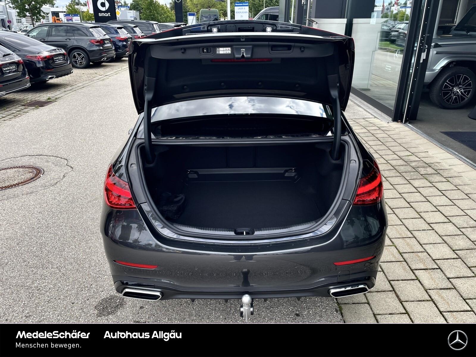 Mercedes-Benz C 200 AMG Line Sedan