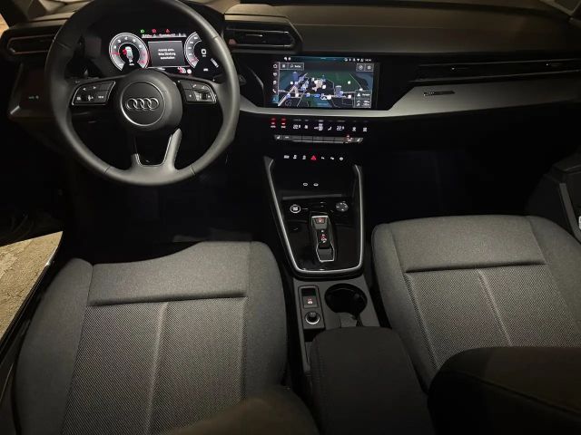 Audi A3 35 TFSI Sedan