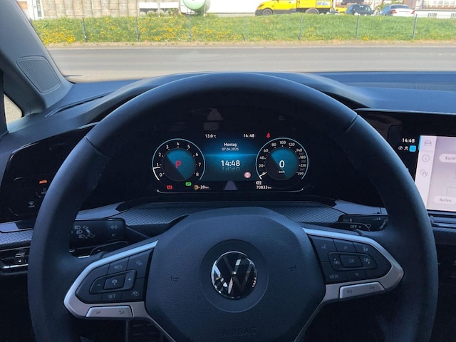 Volkswagen Golf 1.5 eTSI DSG Golf VIII Life