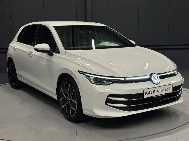 Volkswagen Golf 1.5 eTSI