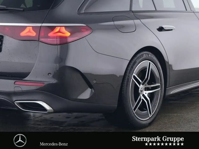 Mercedes-Benz E 300 AMG Line E 300 e