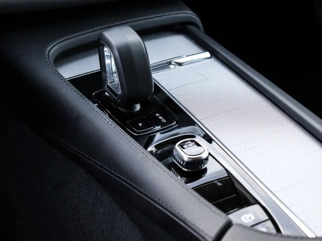 Volvo XC90 AWD Bright Plus Recharge