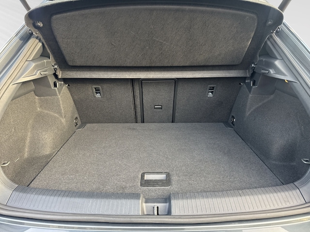 Volkswagen T-Roc 1.5 TSI DSG R-Line