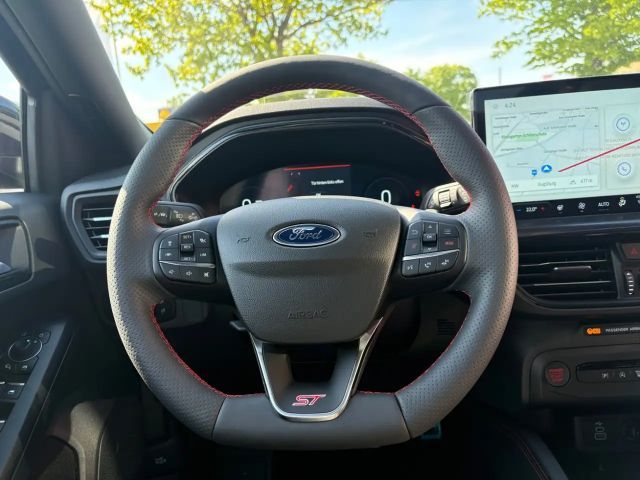 Ford Focus ST Line