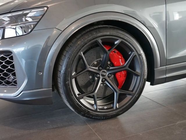 Audi RS Q8 Performance