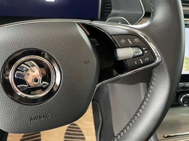 Skoda Superb Kombi 2,0 TDI DSG-LED-NAVI-ACC-VIRTUAL-WSSH-EL....