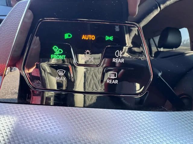 Volkswagen Golf 1.5 TSI Golf VIII