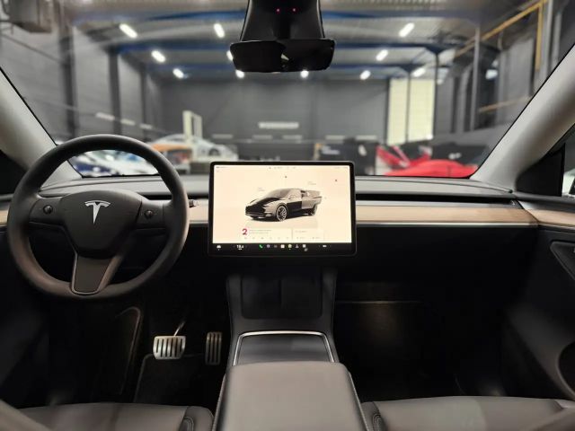 Tesla Model Y Performance