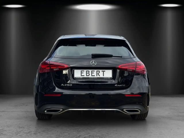 Mercedes-Benz A 250 4MATIC AMG Line