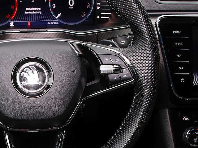 Skoda Superb 2.0 TDI Combi Sportline