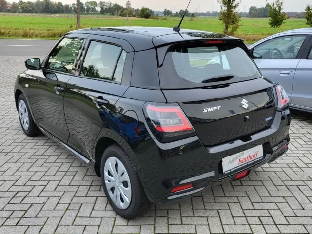 Suzuki Swift Club DualJet Hybrid