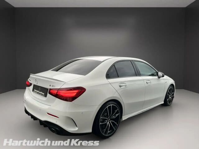 Mercedes-Benz A 35 AMG AMG Line