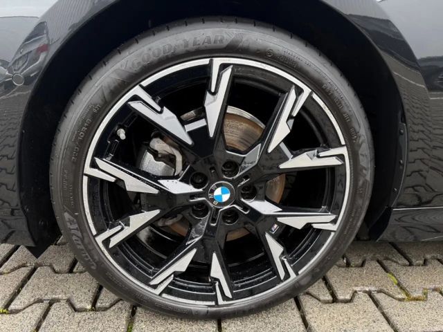 BMW 120 120i M-Sport Sedan
