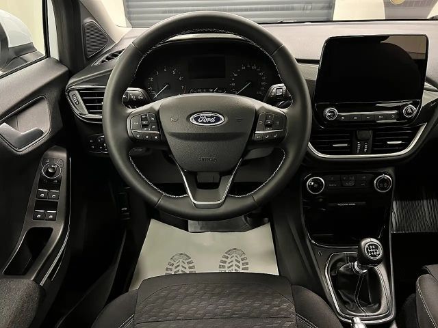 Ford Puma EcoBoost Titanium