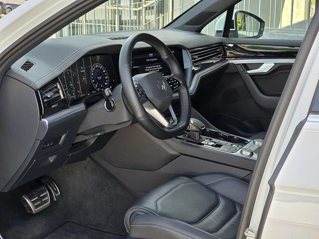 Volkswagen Touareg 4Motion R-Line