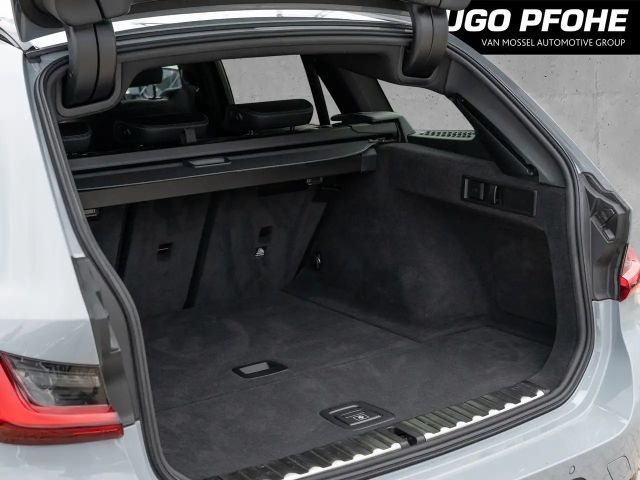 BMW 330 330d M-Sport Touring xDrive