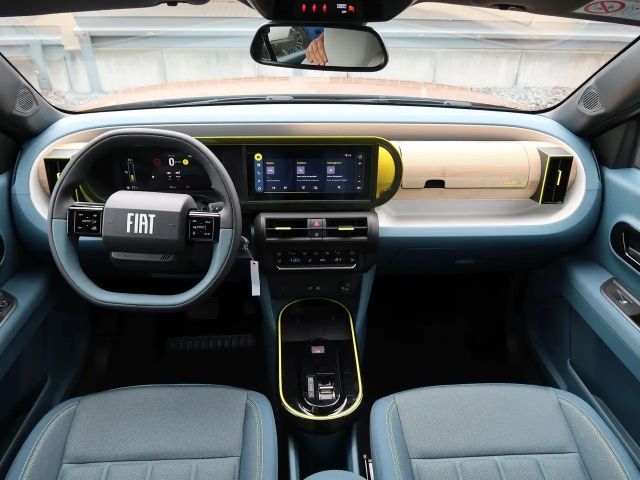 Fiat Grande Panda E La Prima