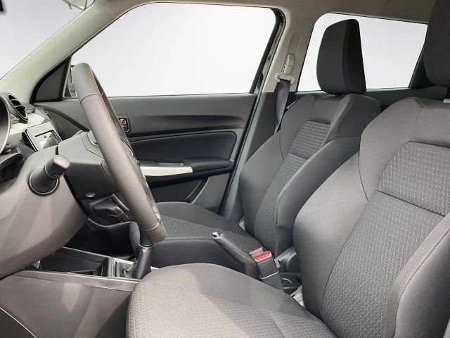 Suzuki Swift DualJet Hybrid Shine