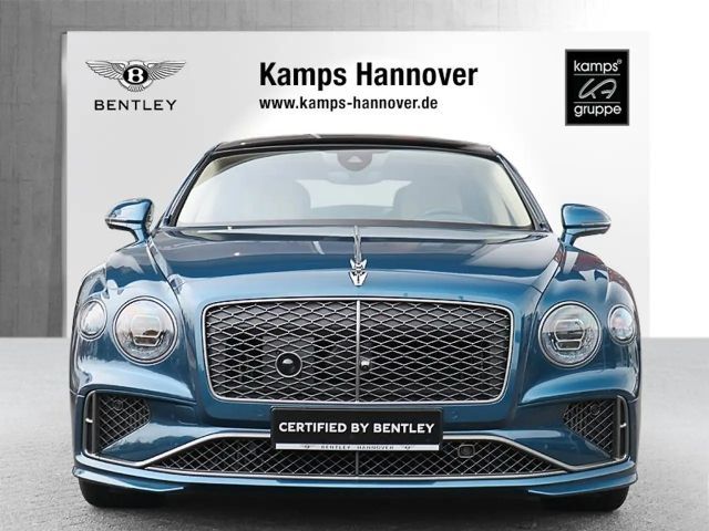 Bentley Flying Spur Hybrid V8