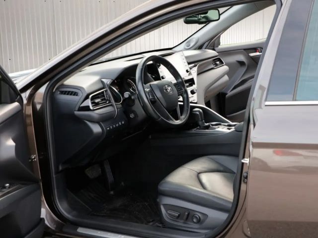 Toyota Camry Business Hybride