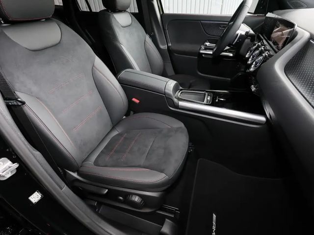 Mercedes-Benz GLA 200 AMG Line