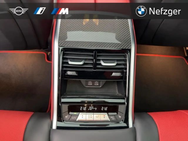 BMW M850 Coupé Gran Coupé Sedan xDrive