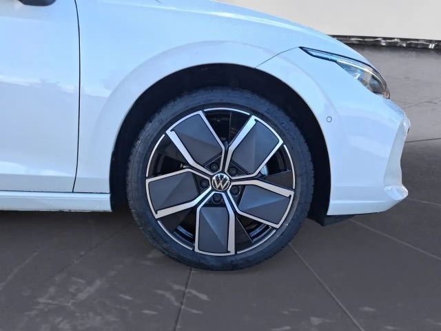 Volkswagen Golf DSG Style eHybrid