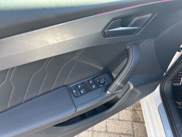 Cupra Leon 2.0 TSI Sportstourer VZ