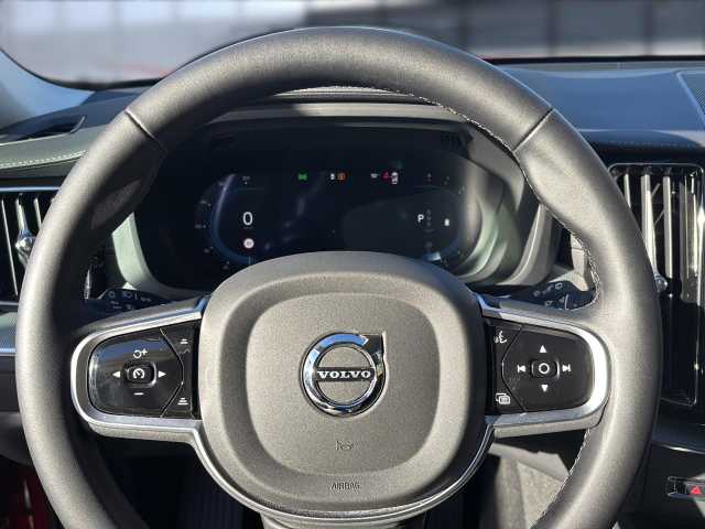 Volvo XC60 Bluetooth Head Up Display Vollleder Klima Einparkhilfe el. Fenster